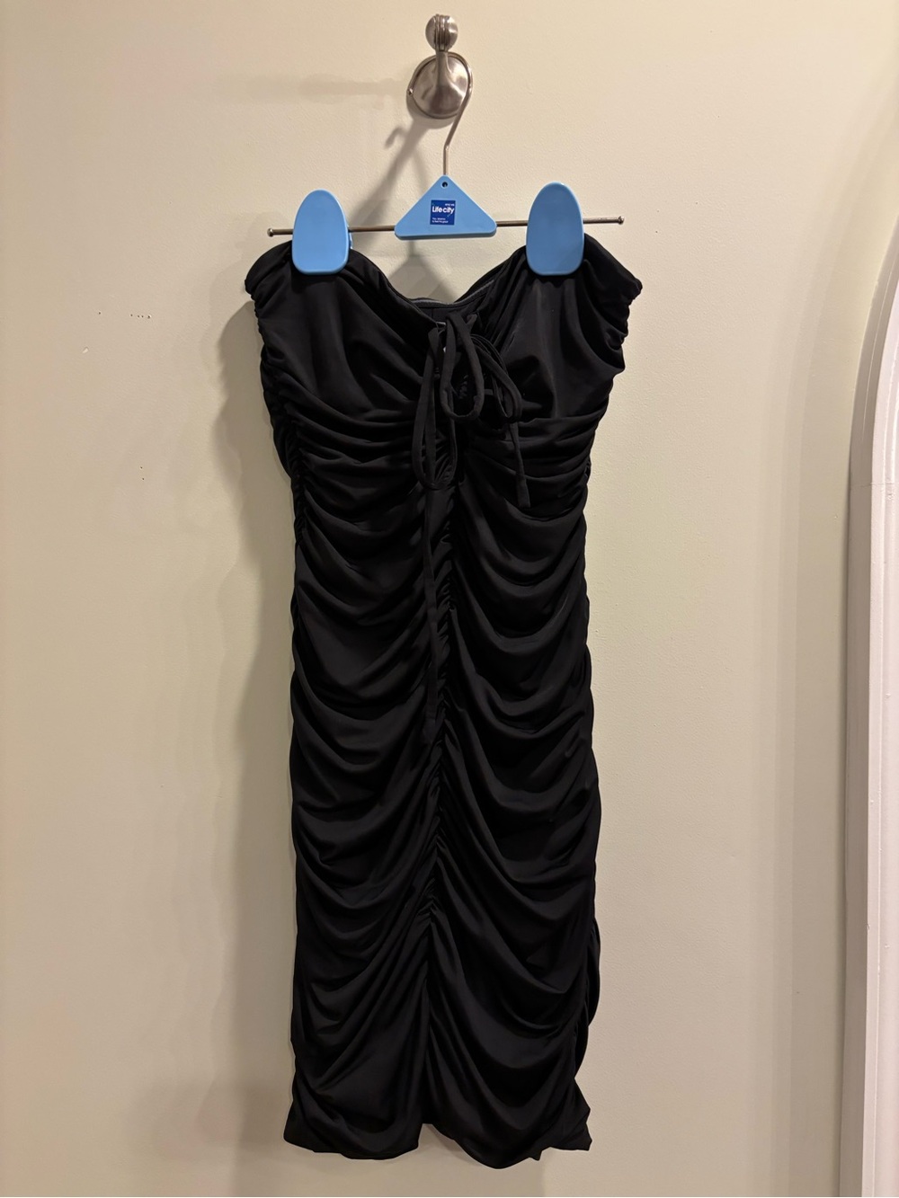 Lovers + Friends Black Ruched Strapless Mini Dress